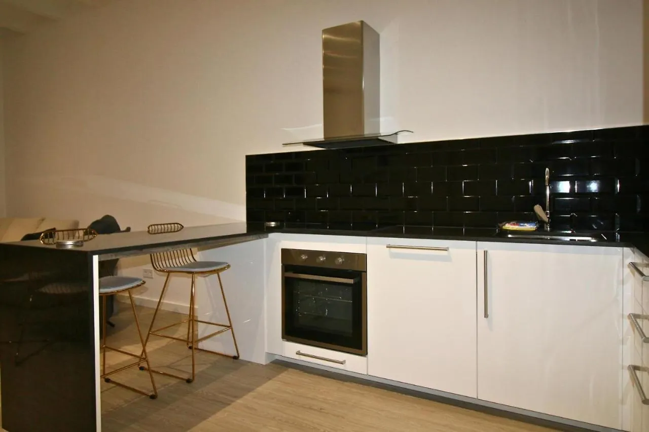 Luxurius Apartment For 4 People With Jacuzzi Barcelona