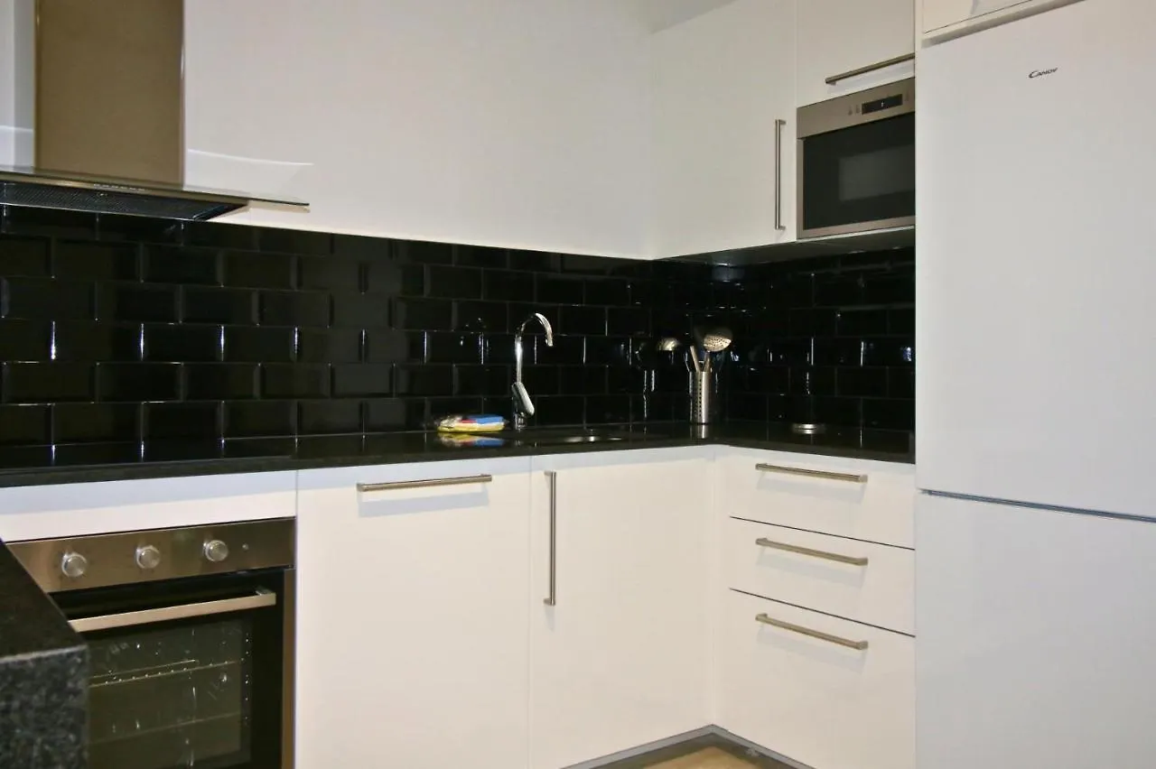 Luxurius Apartment For 4 People With Jacuzzi Barcelona