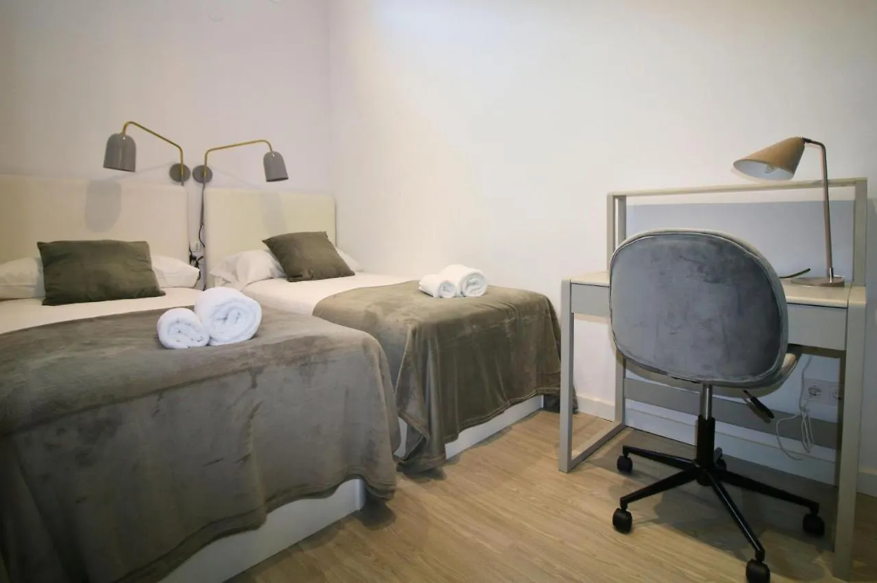 Luxurius Apartment For 4 People With Jacuzzi Barcellona